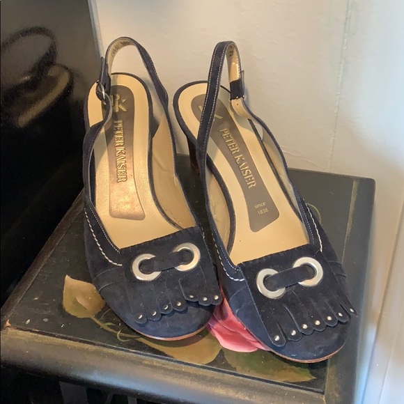 Peter Kaiser Shoes - 🚨2 FOR $10‼️Peter Kaiser Suede Heels